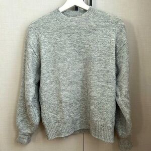 H&M Crewneck Sweater - Grey